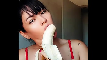 Não Goze Vendo A Novinha Comer A Banana, Garganta Profunda