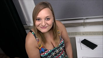 Fremdgeh Blowjob!!! Und Seine Freundin Ist Direkt Nebenan!