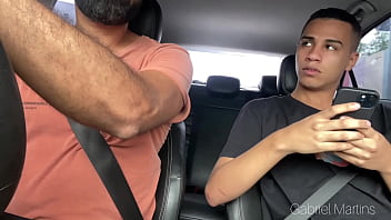 Eu E Meu Tio No Carro - Gabriel Martins