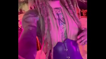 How Do You Like My Outfit Matching With The Light? ? #outfitcheck #lightingvibes #styleinspo #anuskatzz #anuskatz #...