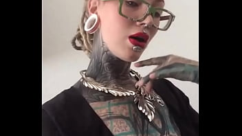 What Do You Think About The Black Dress With Red Lipstick? ??#blackdress #redlipstick #style #combo #anuskatzz #anu...