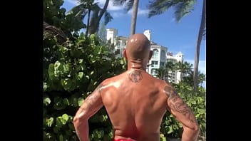 Maxxx Loadz - Pornstar, Tan, Beach, Muscles, Back, Hardbody, Flexing, Beachflexing - Pornstar - 2025 - Passionate - Show - Video 196977