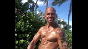 Maxxx Loadz - Pornstar, Tan, Tattoo, Beach, Body, Italian, Flexing, Lifeguard, Beach-body - Pornstar - 2025 - Intense - Session - Video 196997