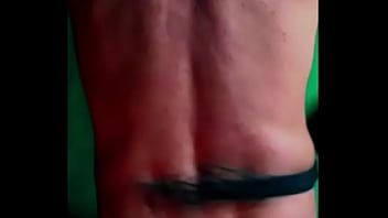 Usando O Chicote Sozinho No Quarto