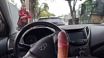 Punheta Arriscada Na Rua Para Estudante Em Público!