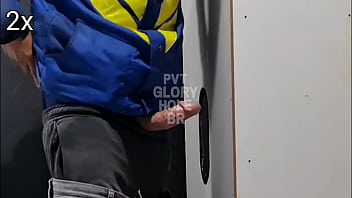 Motoboy Hetero Do Pau Uncut Grande E Grosso Veio Se Aliviar No Gh Durante O Trabalho!!! (completo No Red)