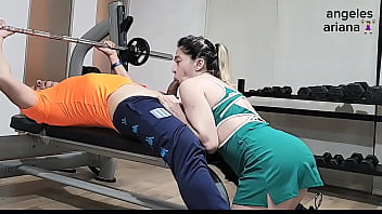 Lo Provoqué Y Me Folló En El Gym.sexo Arriesgado, Casi Nos Descubren