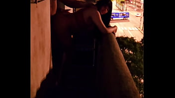 Transei Na Sacada Do Prédio Bem No Horário Do Hush