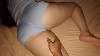 Hijastro Pervertido Toca A Su Madrastra