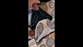 Corrida En Bragas De Mi Vecina 68