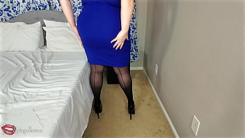 Date With Plump Hairy Girlfriend - Sydney Screams Wears Stockings And Lingerie For You