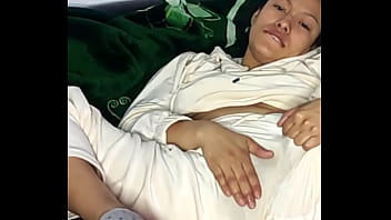 Amateur Starts Her Day With A Good Squirt Here On Xvideos 2024