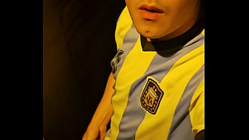 Pendejo Atrevido Se Pajea En La Calle