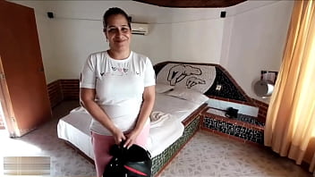 Me Follo A Mi Suegra En Diferentes Partes De Nuestra Ciudad Porque Mi Novia Me Dejo Plantando En Mi Cita - Parte 1 - Porno En Español