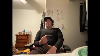 Guy With Hat Shoots Massive Load