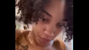 Mobile - Ebony, Hoe, Lightskin, Redbone, Thot, Somebodygirl - Black_woman - 2025 - Passionate - Performance - Video 177209