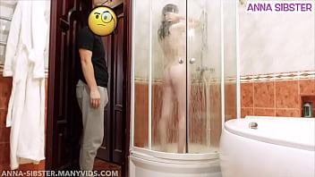 Rozhodla Jsem Se Nezavírat Dveře Sprchy Na Koleji, Co Se Stane? Experiment.