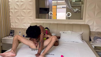 Essa Ebony Peluda Chupou Tanto Que Me Molhou Todo Pela Primeira Vez No Motel