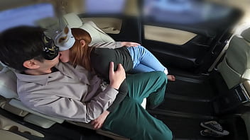 旦那に嘘をついて密会しフェラ抜き_そのまま中出しカーセックス