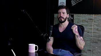 Começou Cedo No Swing, Trocou De Trabalho Na Pandemia, E Depois Que A Família Descobriu Entrou Pro Porn_ De Vez - Arthur Aily (sheer/red)