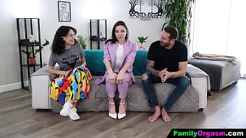 Familyorgasm - Stepdad And Stepdaughter Gave A Massage To Mom