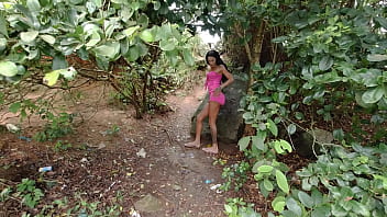 A Trans Fogosa Venho Fazer Seu Primeiro Porn_ Na Praia Com Casal Em Público