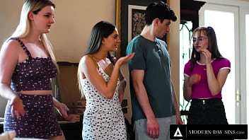 Modern-day Sins - Petite Tutor Emma Starletto Gets Raw Free Used By Delivery Guy During Cram Session