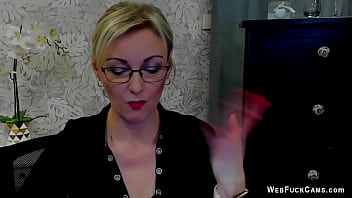 Amateur Blonde German Milf Poses On Webcam