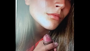 Le Lleno La Cara En Un Cumtribute
