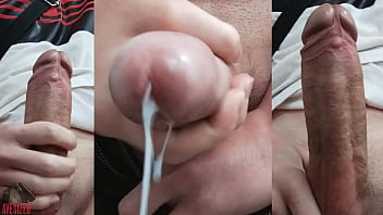 No One At Work, So I Pull My Cock Out And Masturbate!