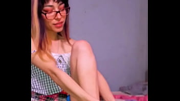 Bonneyuwu - 7:11 Colegiala Masturbacion