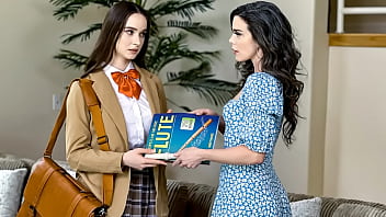 Little Cutie Can_t Resist Her Mature Music Teacher' Advances