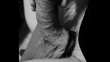 Dicker Uncut Schwanz Mit Cockring