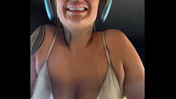 Treinando Academia De Biquíni Fio Dental De Frente De Um Hotel Em Copacabana Rj ! E Um Hóspede Estava Me Filmando E Batendo Punheta Vendo Meu Rabo Com O Biquíni Rasgado No Meu Cu Qui Tesão Q Deu!