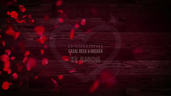 Sr Rocker E Sra Geek Provocando O Fixo.