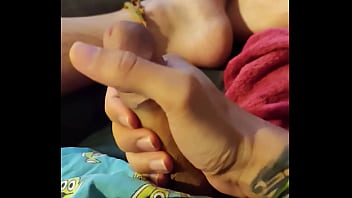 Começando A Punheta De Sexta. Rola Disponível Pra Safadinhos