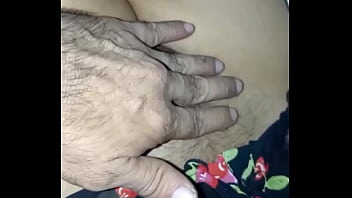 Tocándola Sin Decir Nada