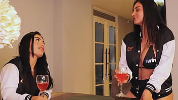 Follando Con Mi Amiga Despues De Terminar Con Su Novio