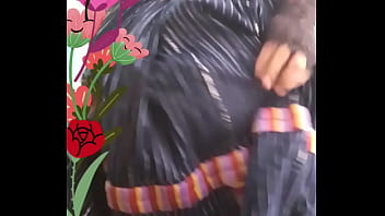 Mostrando Las Nalgas En Corte