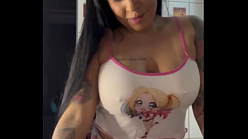 Lavando A Louça Molhadinha