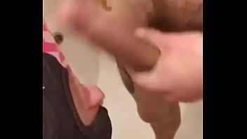Skatista, Dotado, Tatuado E Fetichista! Me Botou Pra Mamar Com Touca E Me Fez Engasgar Na Pica - sexy, pornstar, creampie, blowjob, amateur, humiliation, fetish, public, kissing, street, gay, fitne - Video 143456