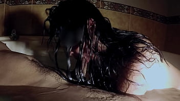 En El Jacuzzi Y Sin Ahogarme