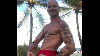 The Beach Body Pornstar Maxxx Loadz