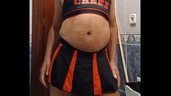 Quieres Que Sea, Tu Animadora Preferida.?