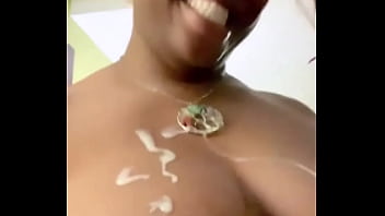 #tittytuesday #teasetuesday #ebonytitties #nobra #bigblacktitties #transtitties ##ebonybbw #ebonymature #blacktwitterporn ...