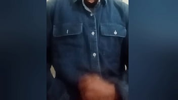 Se Corre En Sus Cuarenta Centimetros