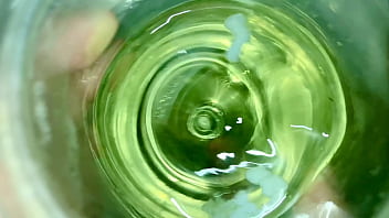 Hũ chứa tinh và nước tiểu