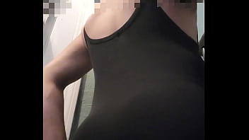 Aqui Un Poquito Caliente