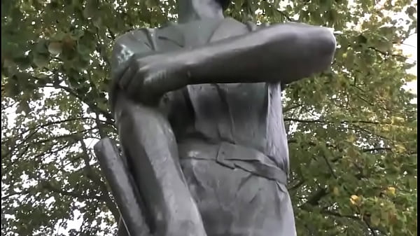 Look At The Size Of Those Hands