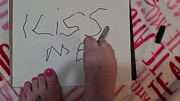 Write Love You With Feet Toes
